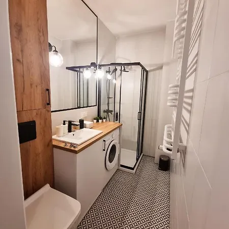 Tuwima Hotel